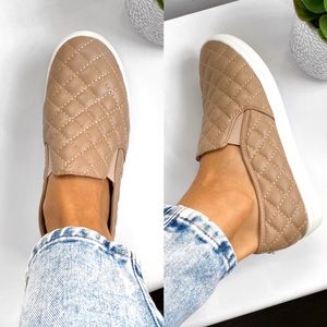 🍂 TAN QUILTED FAUX LEATHER PLATFORM CASUAL SNEAKERS!